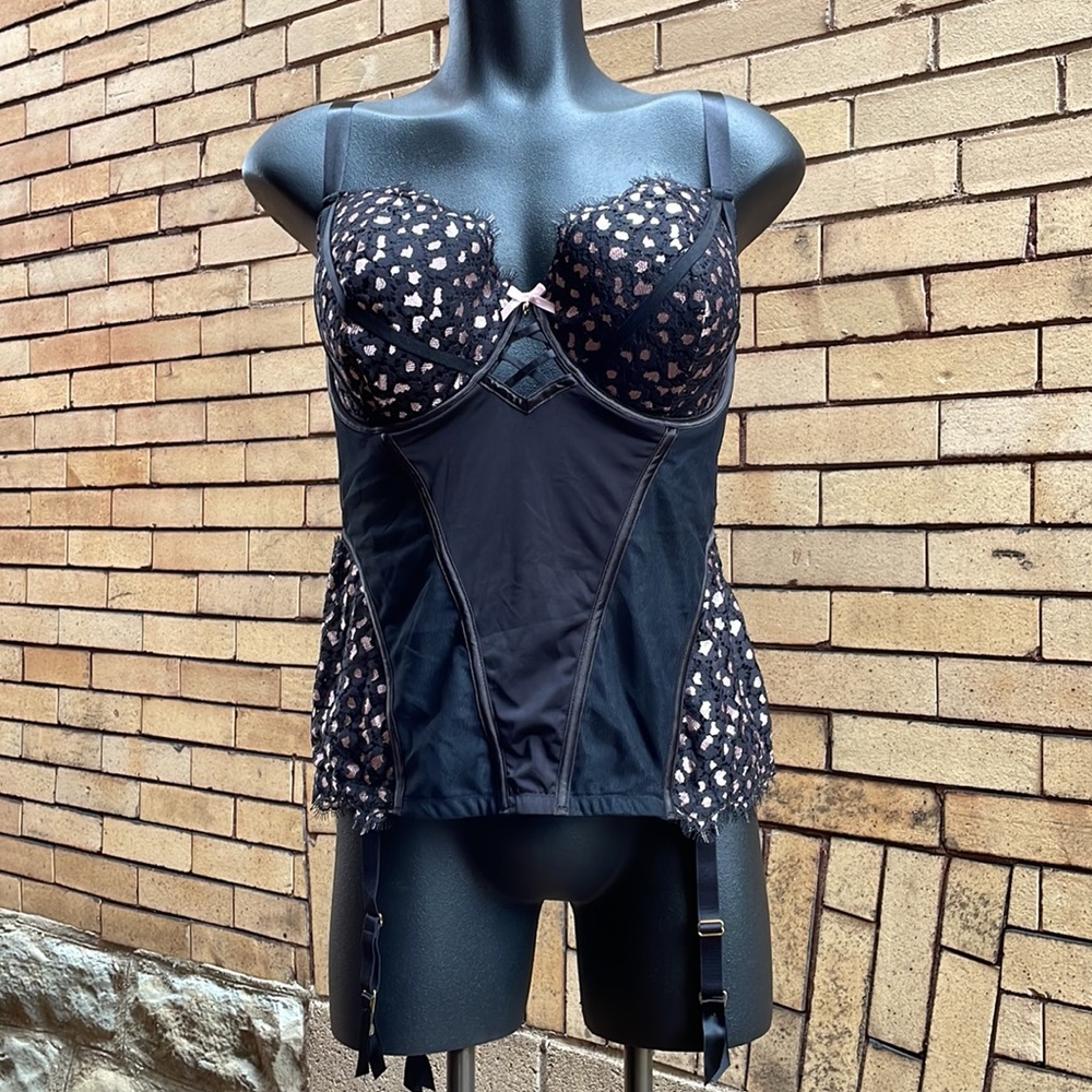 NWT Cacique pink black Lace Mesh Corset Bustier Lingerie Size 42DD